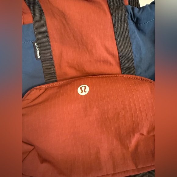 Lululemon Pack and Go Multi Wear Bag - Picture 3 of 11